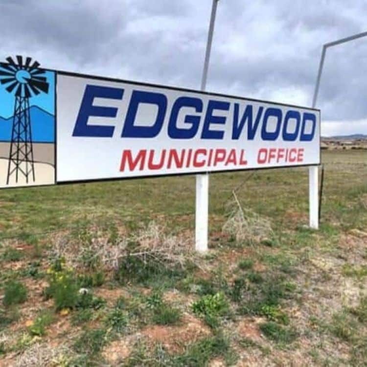Edgewood-NM-Roofing-Services 750 x 750